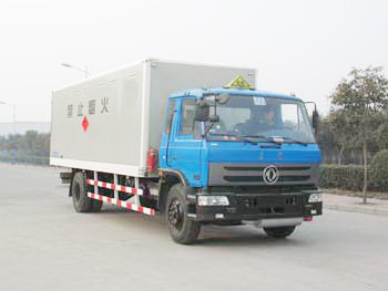 東風民用爆破器材運輸車